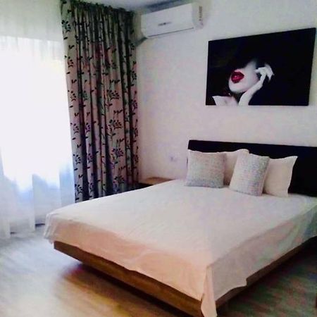 Centre Home Mazepa Galati  Ngoại thất bức ảnh