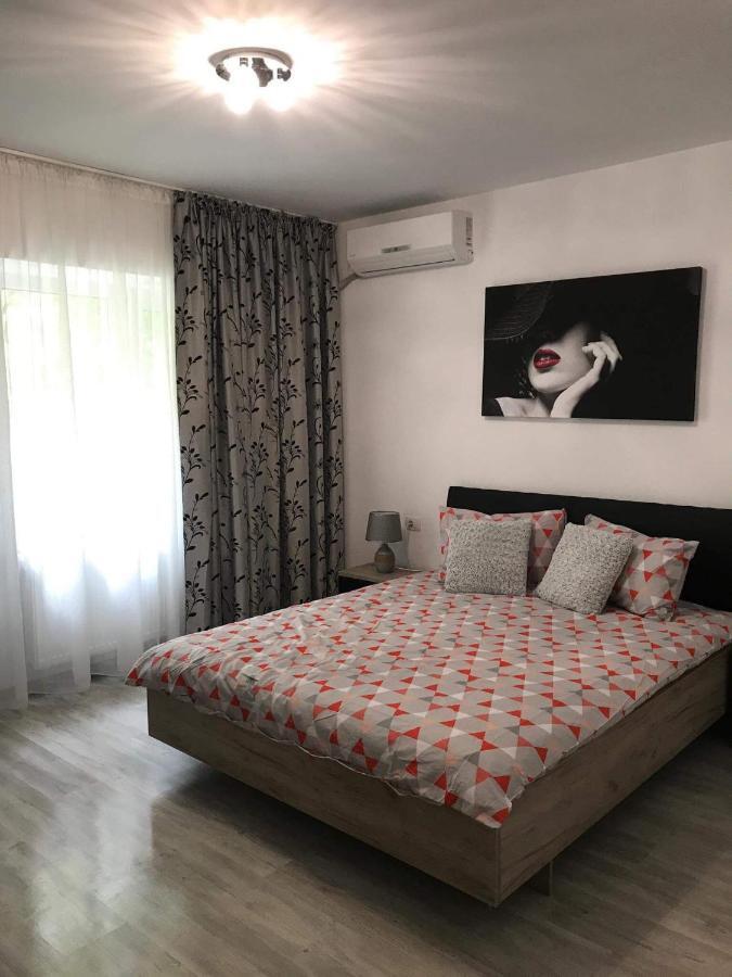 Centre Home Mazepa Galati  Ngoại thất bức ảnh